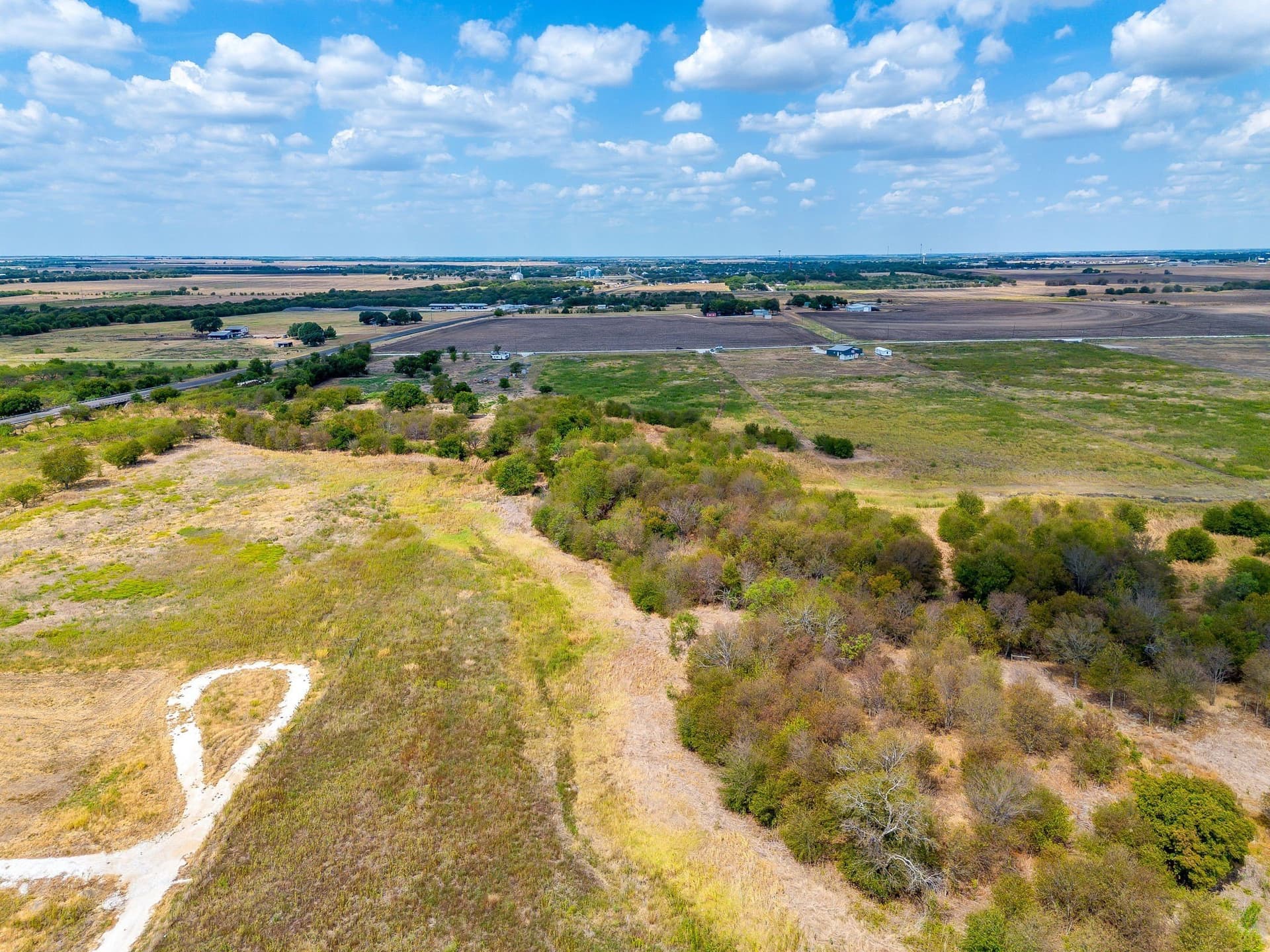 11.99 acres in Hill County - photo 9