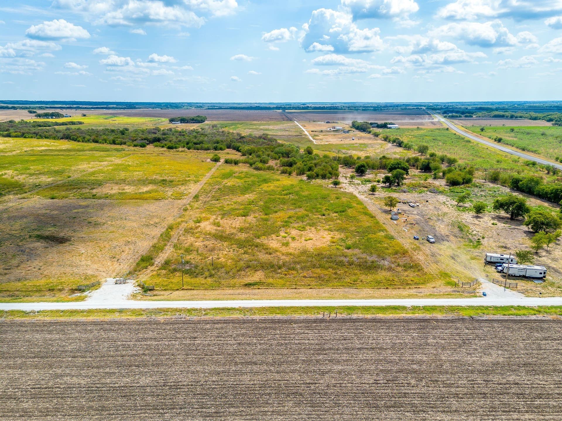 11.99 acres in Hill County - photo 3