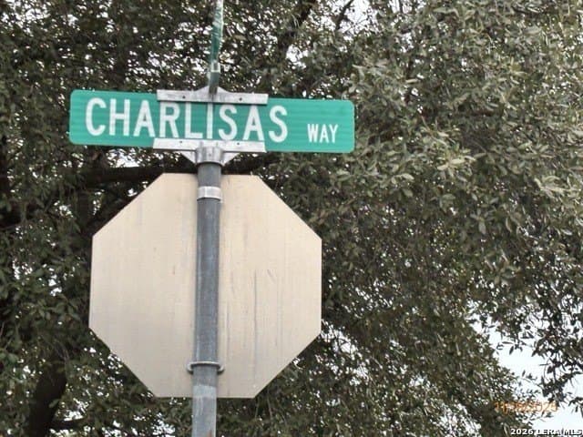 0.98 acres in Bexar County gallery image 2