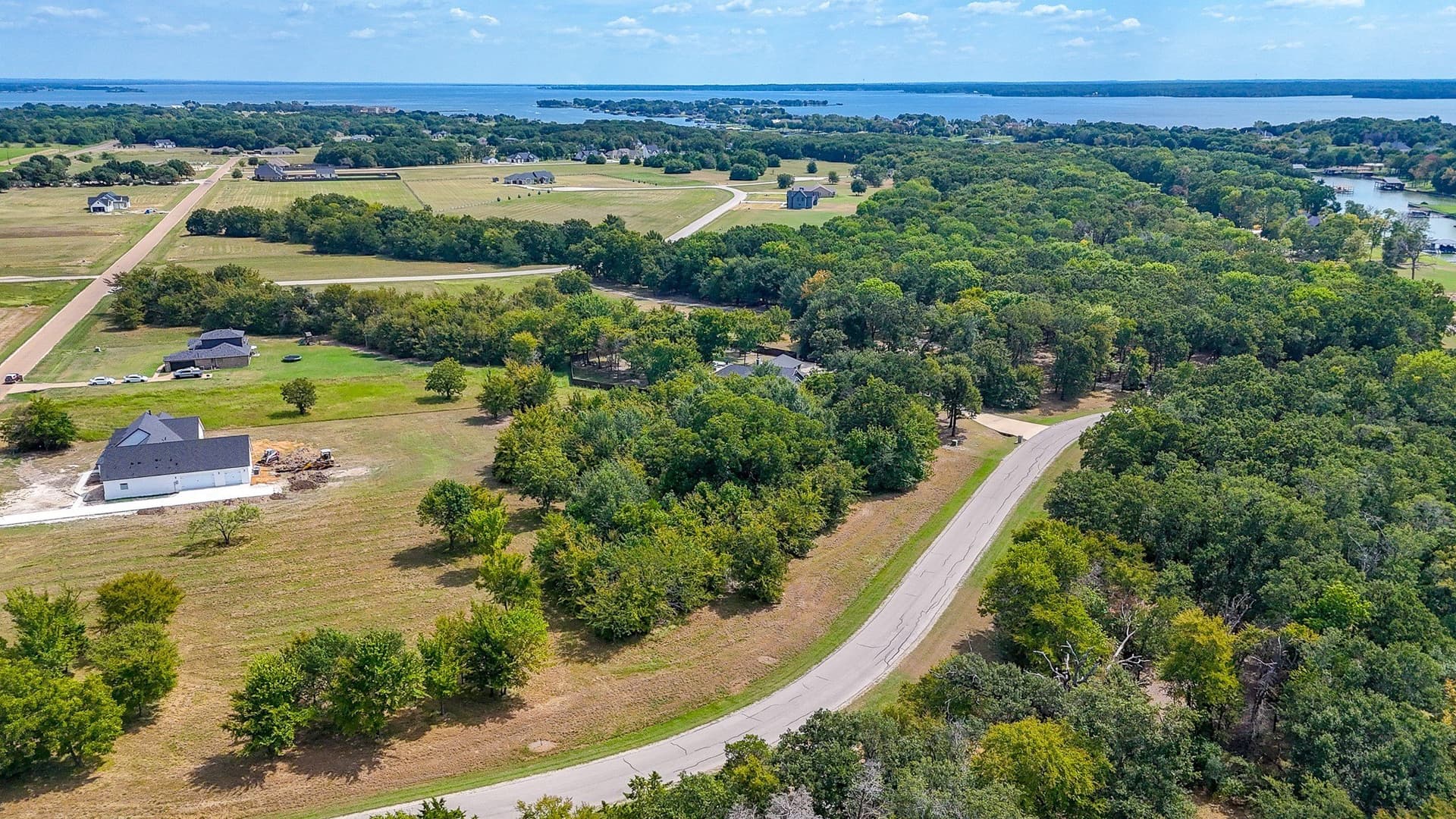 1.02 acres in Navarro County - photo 22