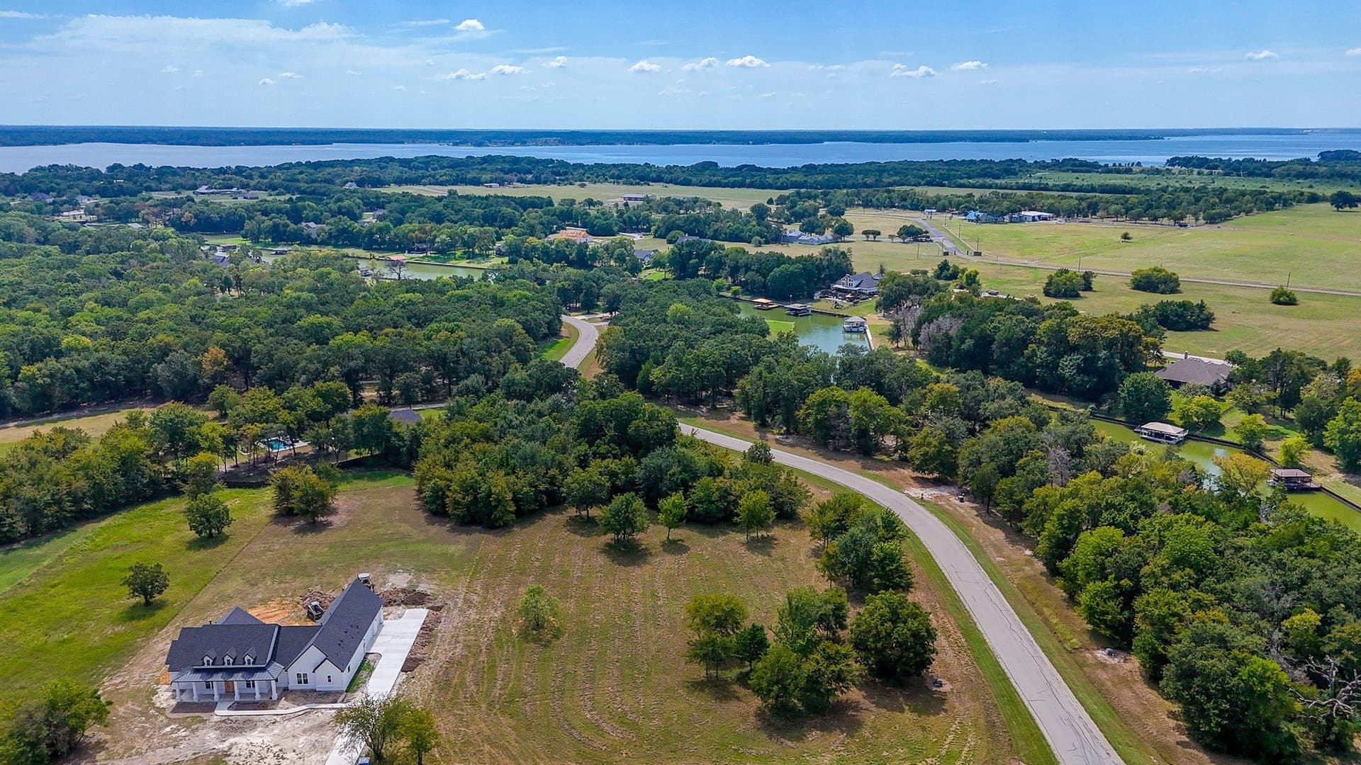 1.02 acres in Navarro County - photo 18