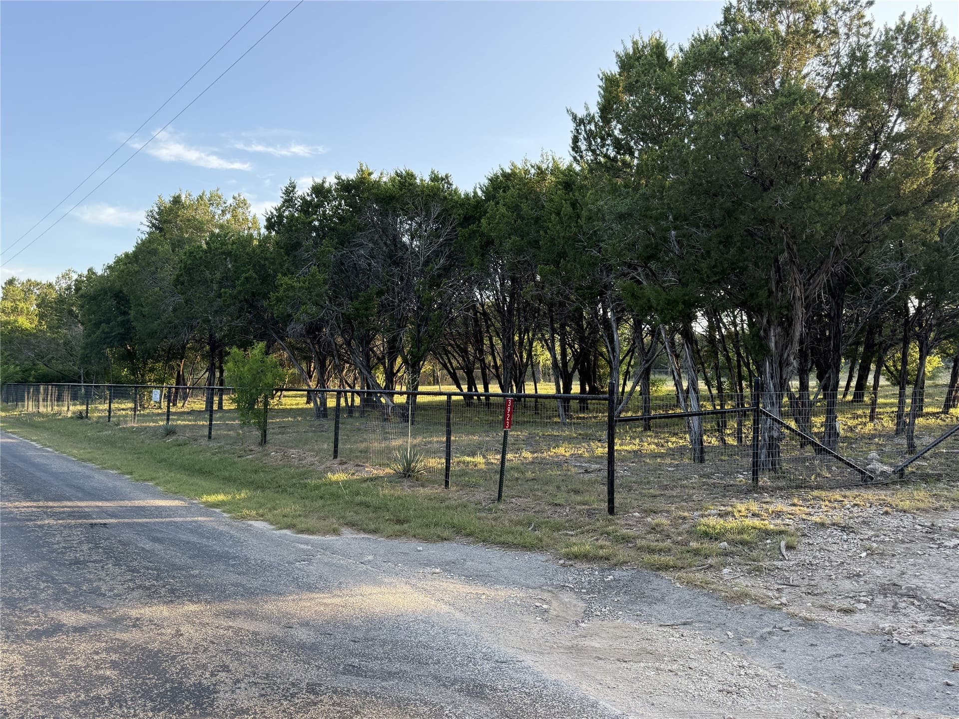 1.26 acres in Somervell County gallery image 3