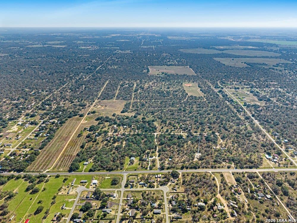 10382 W Fm 476
