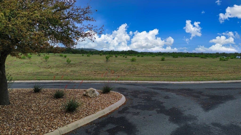 3.26 acres in Gillespie County gallery image 4