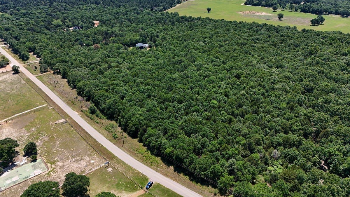 16.5 acres in Smith County - photo 2