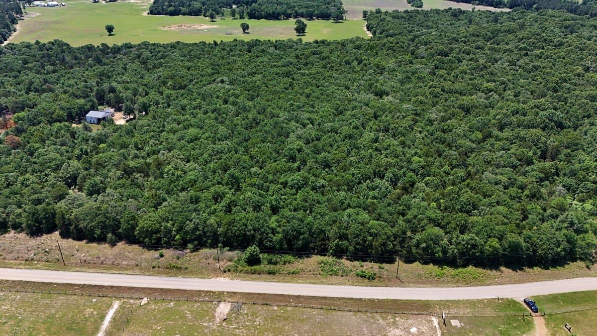 16.5 acres in Smith County
