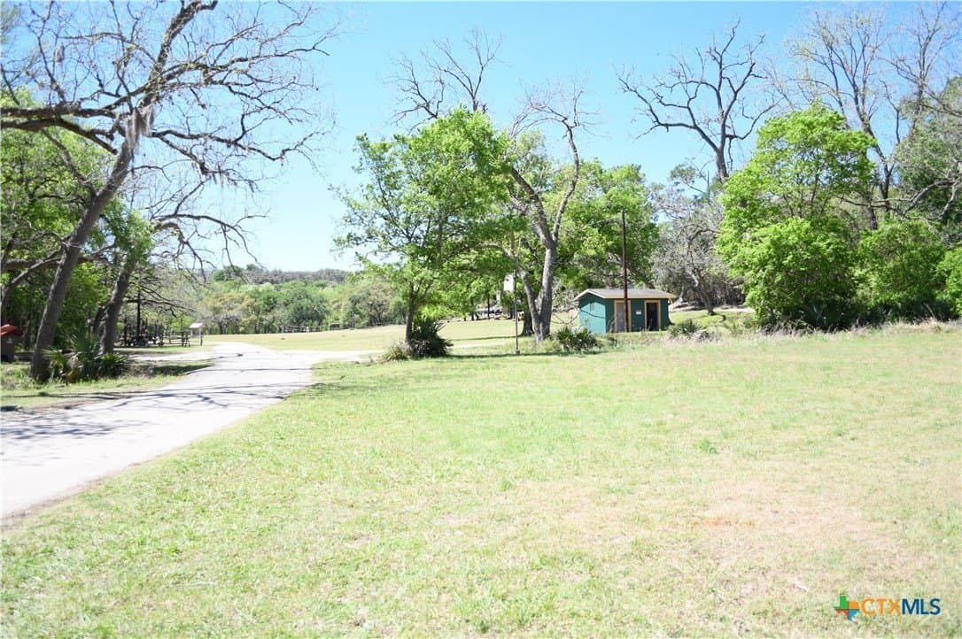 0.22 acres in Comal County - photo 27