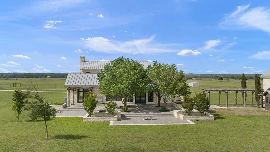 50.06 acres in Gillespie County - photo 7