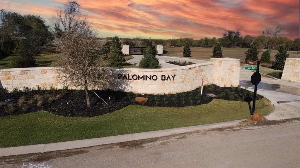 2.01 acres in Denton County gallery image 3