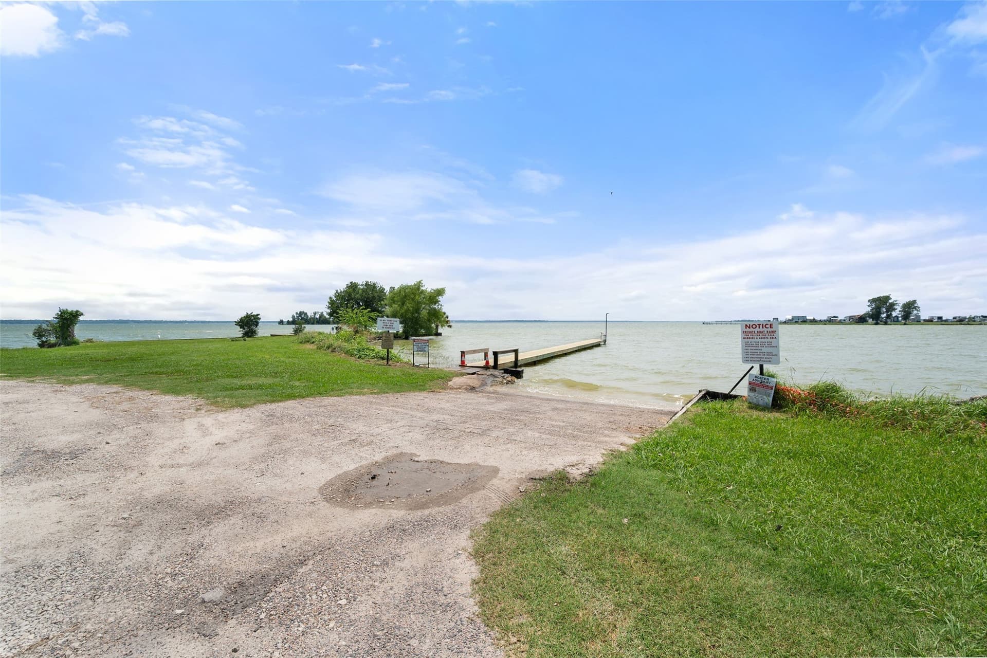 0.06 acres in Navarro County - photo 25