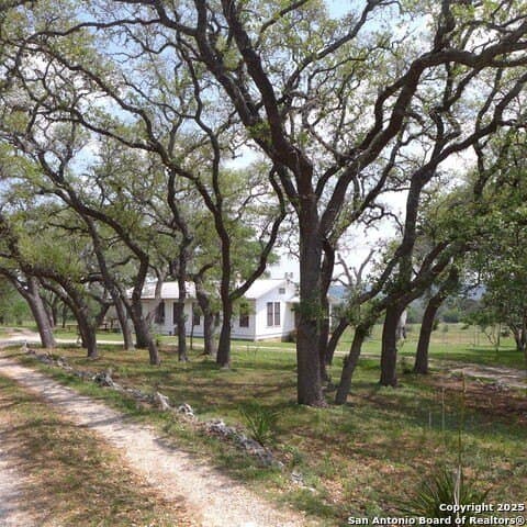 16.7 acres in Kendall County
