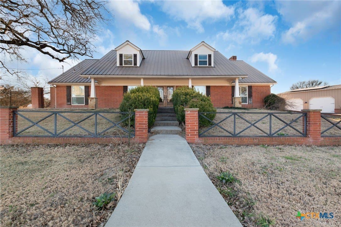 38.8 acres in Burnet County