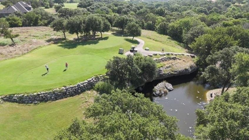 0.5 acres in Johnson County gallery image 3