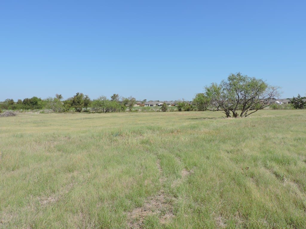 3.64 acres in Henderson County gallery image 3