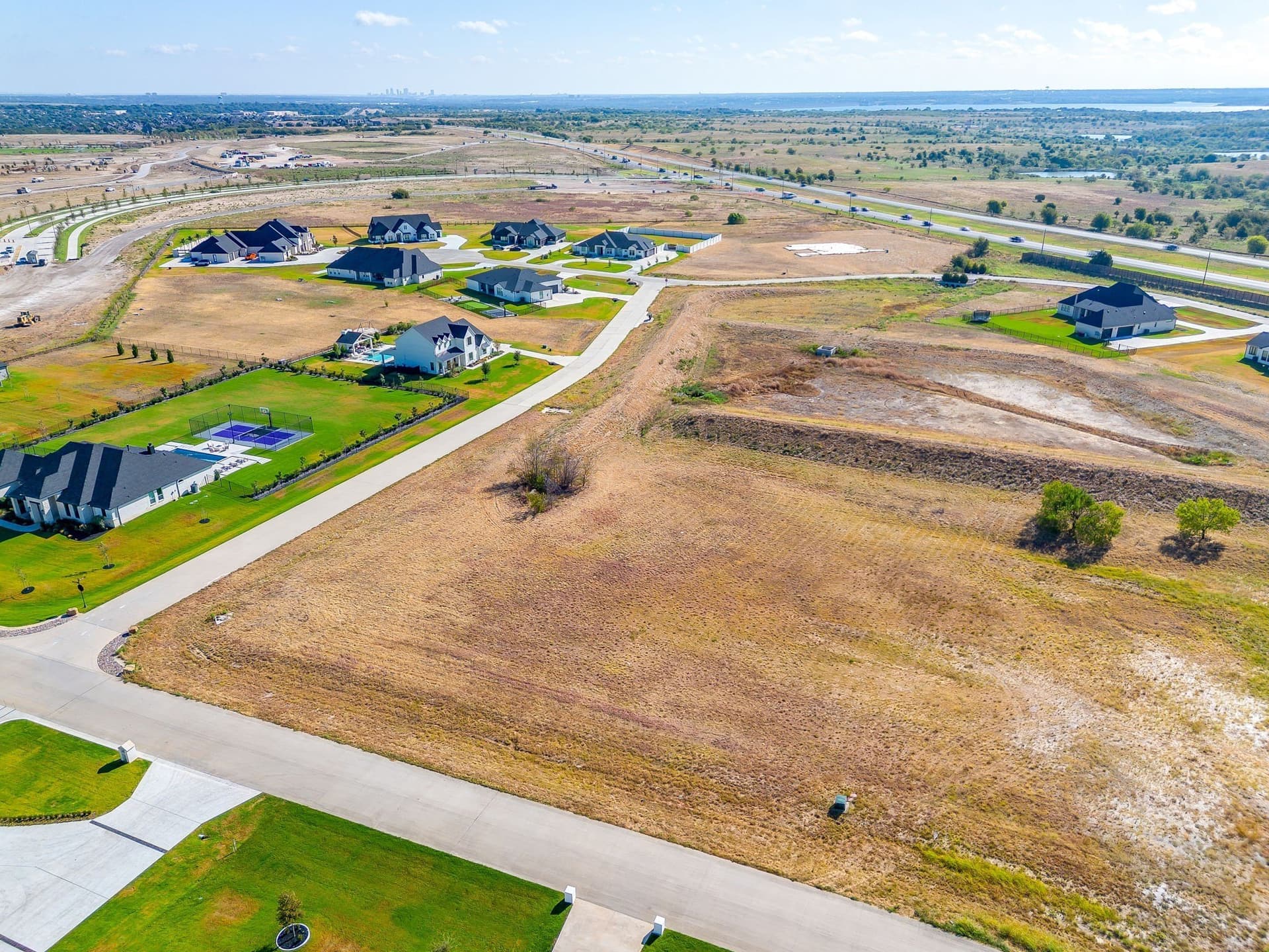 1.56 acres in Tarrant County - photo 4