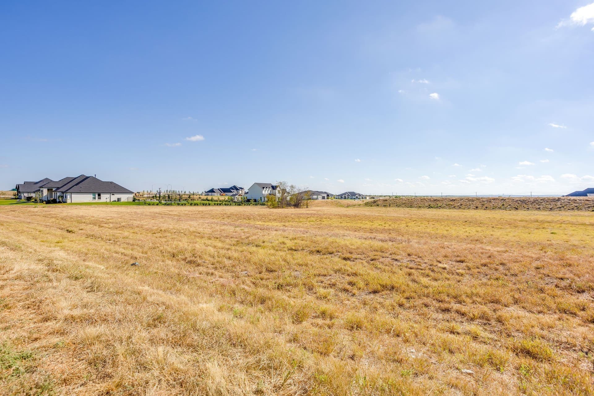 1.56 acres in Tarrant County - photo 14