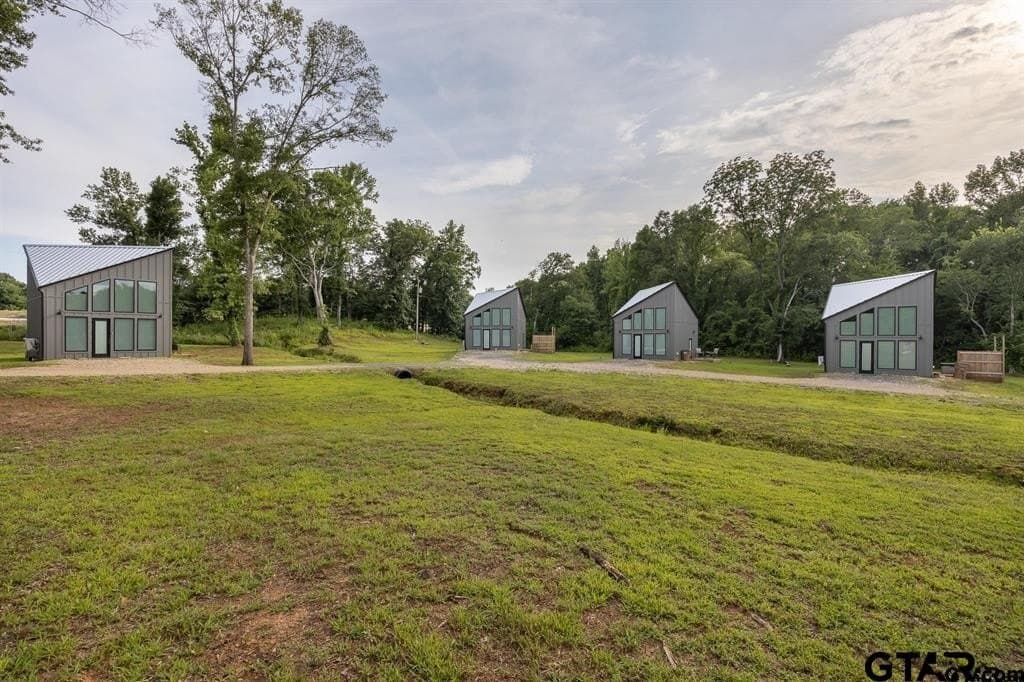 12.37 acres in Smith County - photo 9
