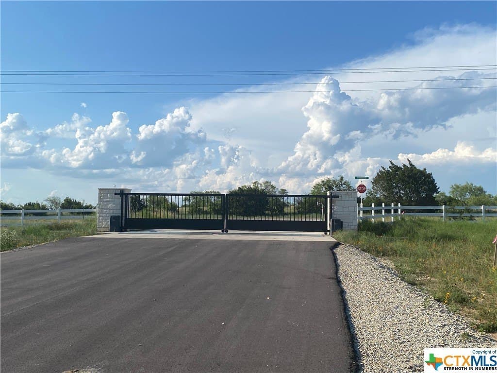 5.03 acres in Coryell County gallery image 4