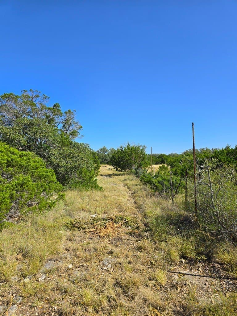 60.01 acres in Real County - photo 54