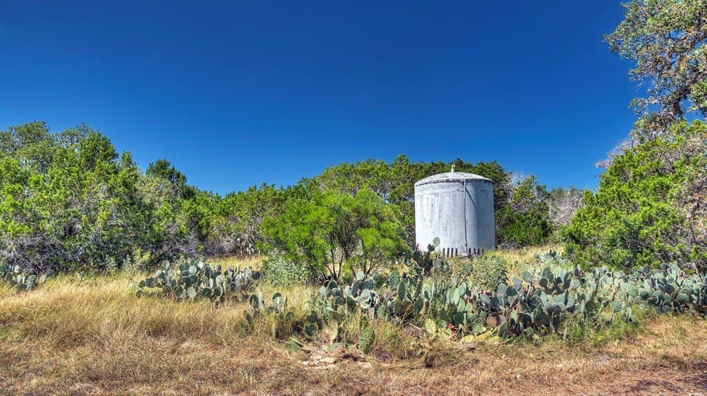 60.01 acres in Real County - photo 72
