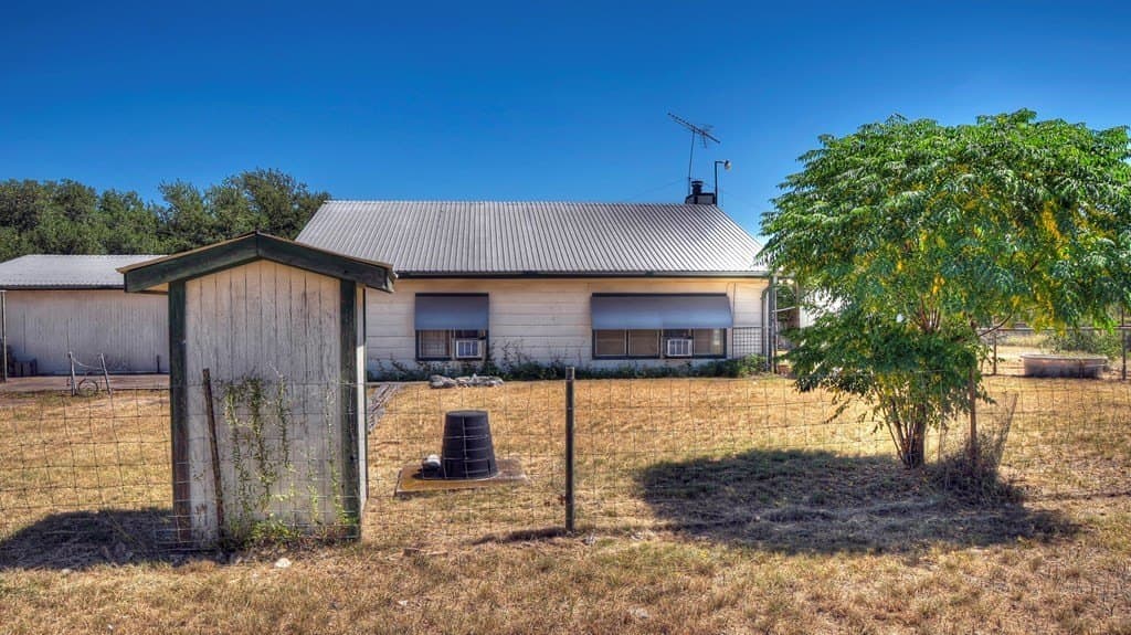 60.01 acres in Real County - photo 71