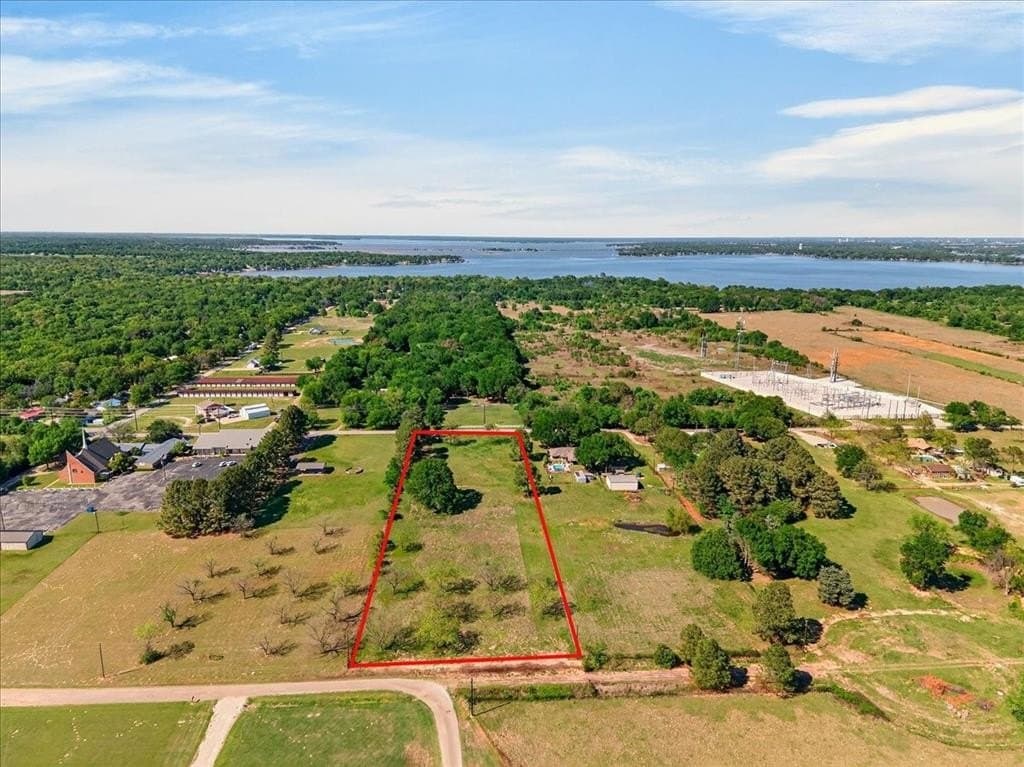 3.21 acres in Henderson County gallery image 2