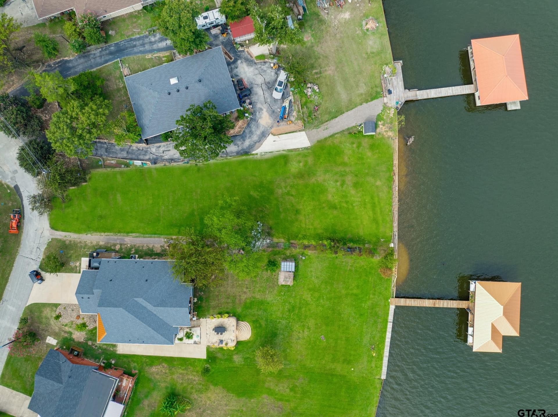 0.25 acres in Henderson County gallery image 4