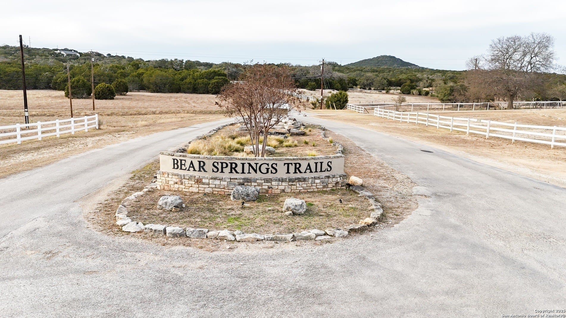 7.21 acres in Bandera County gallery image 3