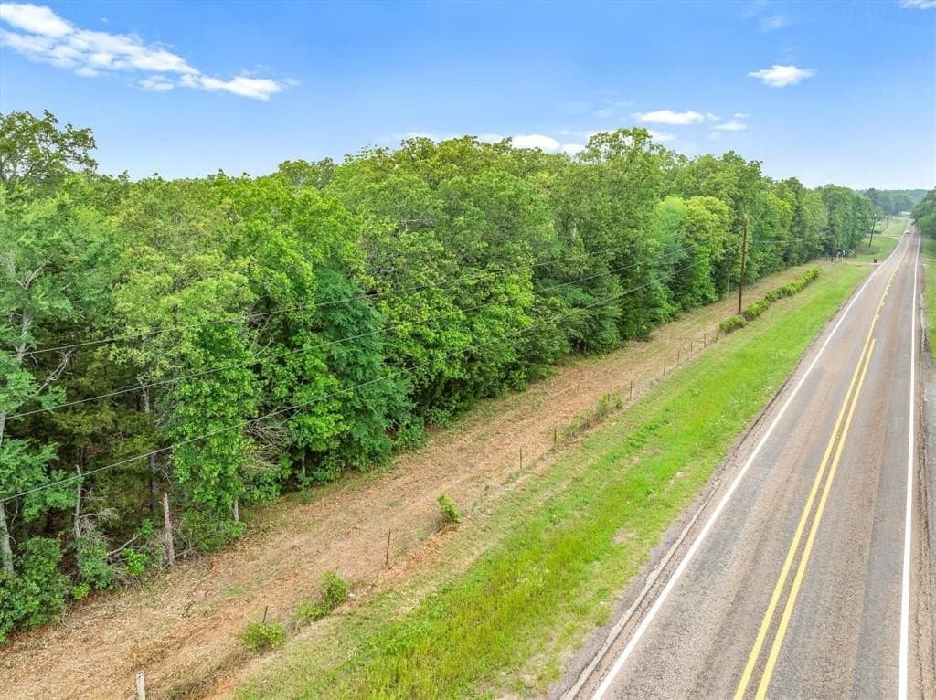 8 acres in Van Zandt County gallery image 4