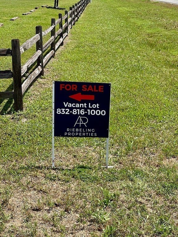 2.01 acres in Austin County featured view
