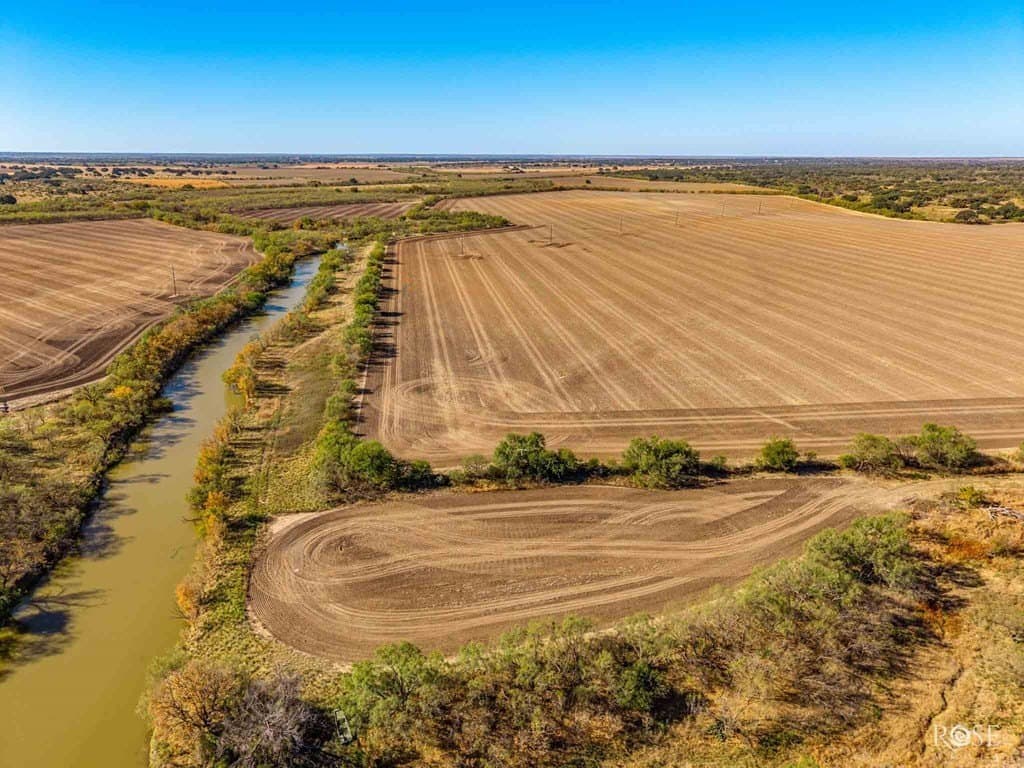 385 acres in Concho County - photo 7