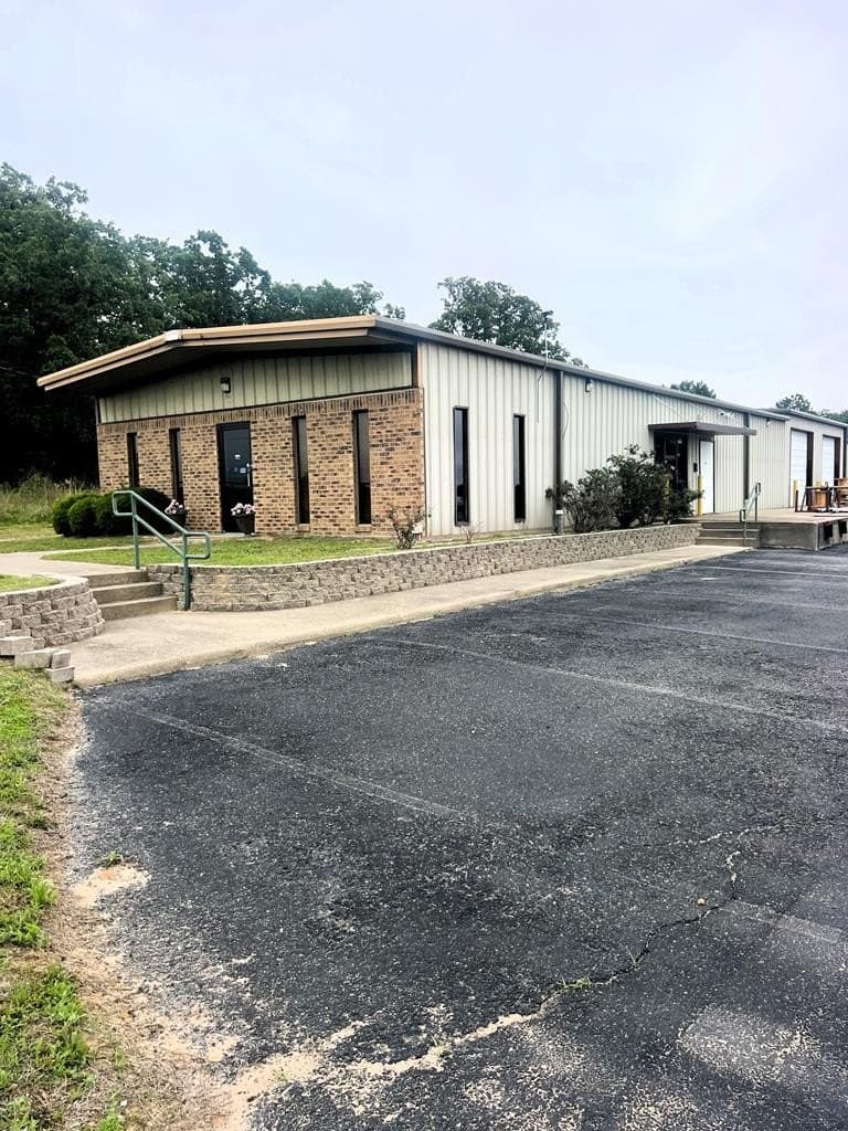 16 acres in Henderson County