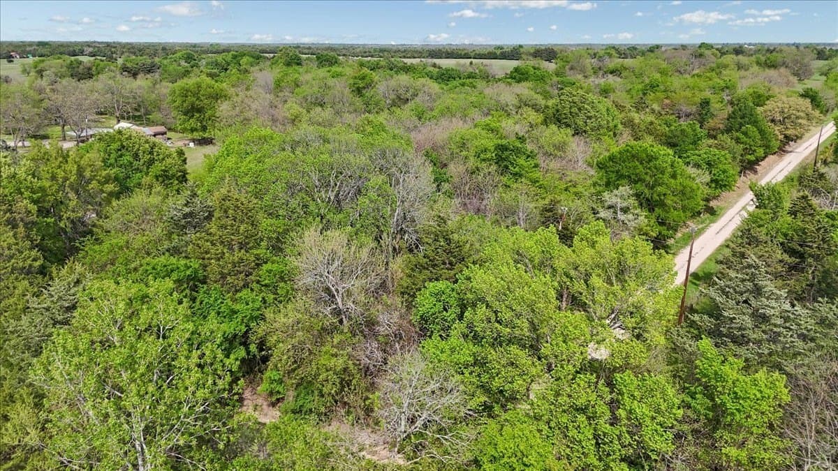 5 acres in Hunt County gallery image 4