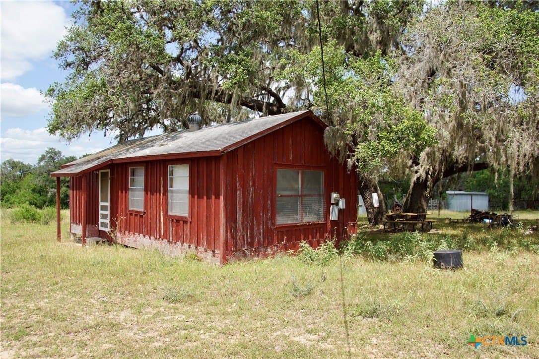 66.6 acres in DeWitt County - photo 13