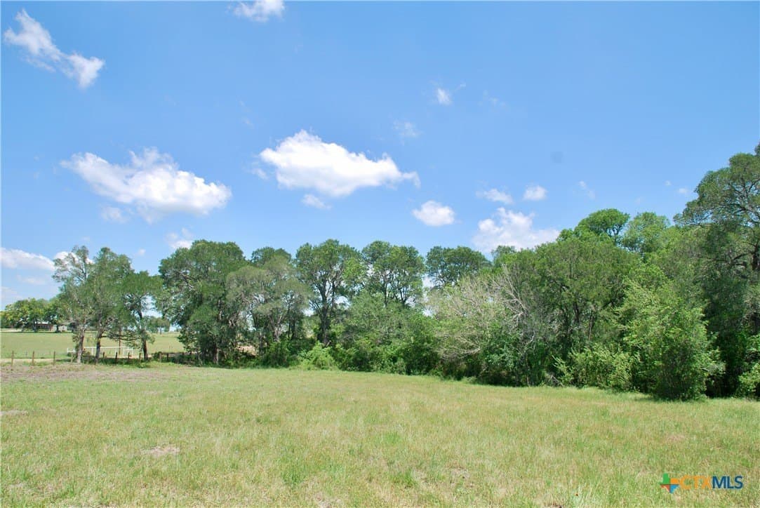 10.71 acres in Fayette County featured view