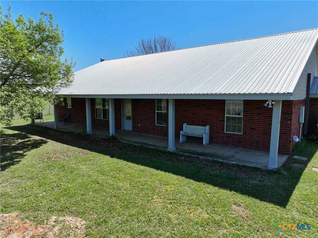 10 acres in Milam County gallery image 2