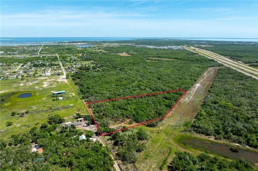 3.7 acres in Texas County gallery image 2