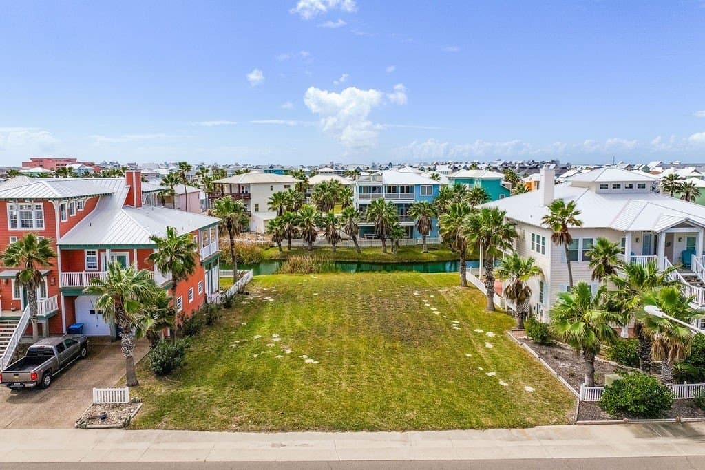 0.18 acres in Nueces County