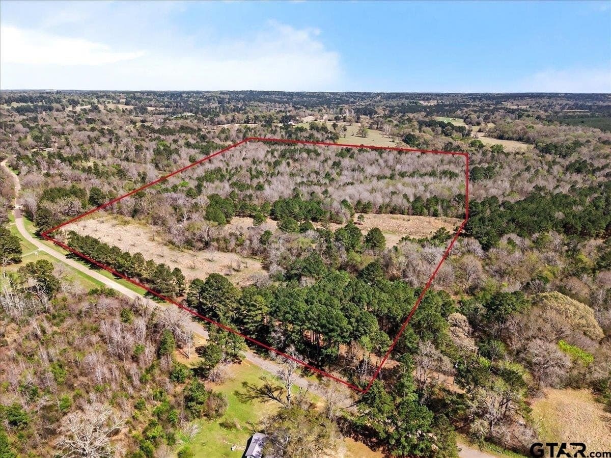 51.91 acres in Cherokee County featured view