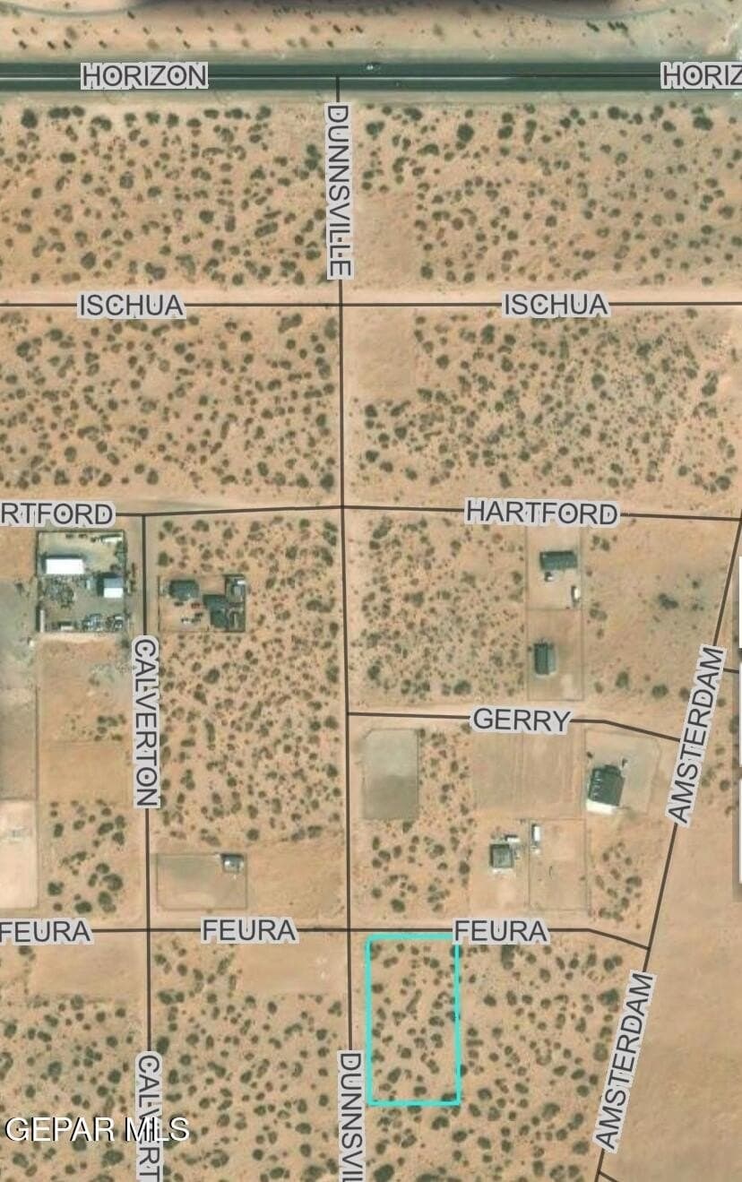 1.5 acres in El Paso County gallery image 3