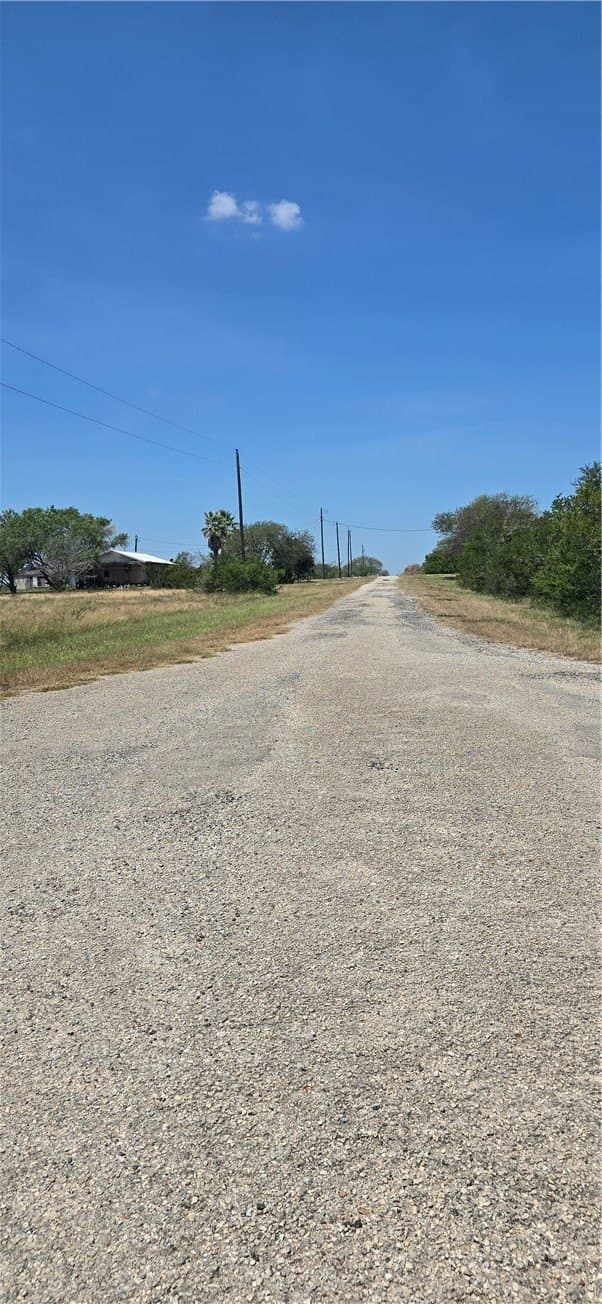 1.94 acres in Jim Wells County gallery image 3