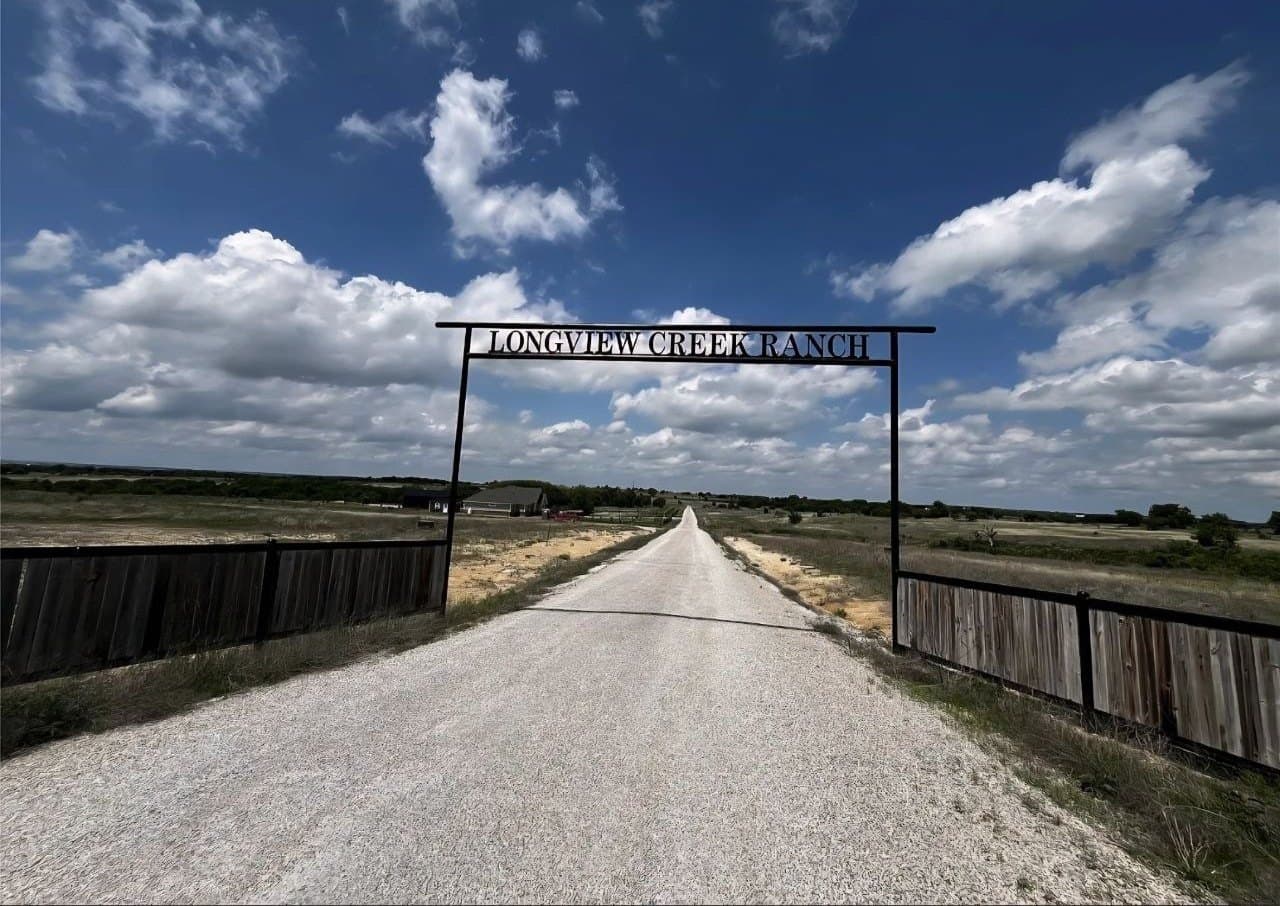 2 acres in Hill County