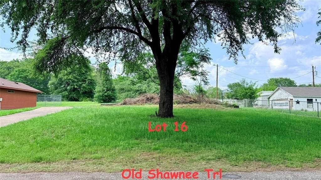 0.15 acres in Henderson County gallery image 2