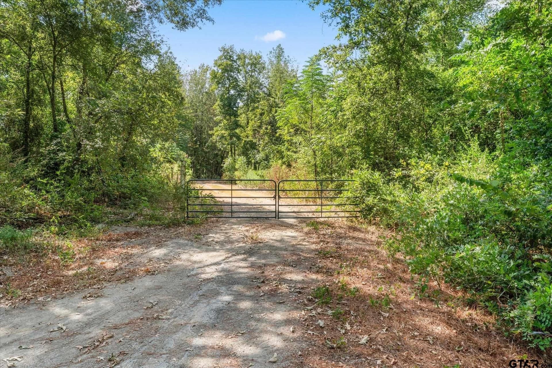 144.04 acres in Morris County - photo 23