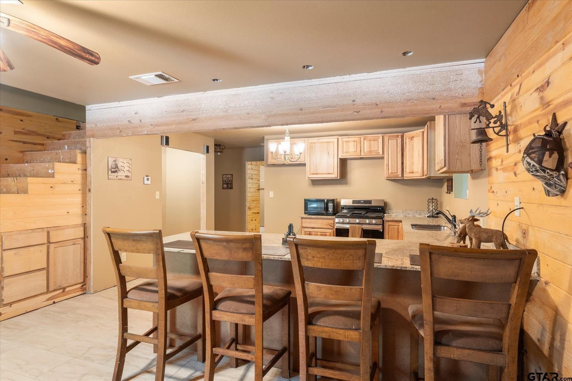 144.04 acres in Morris County - photo 4