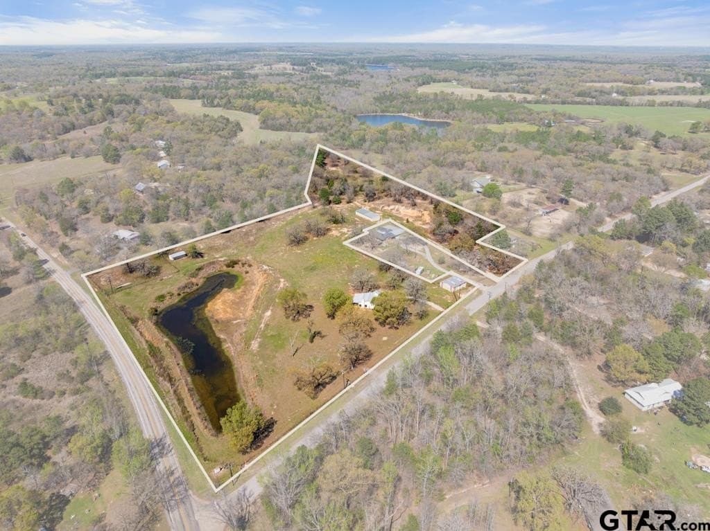 10.98 acres in Smith County - photo 48