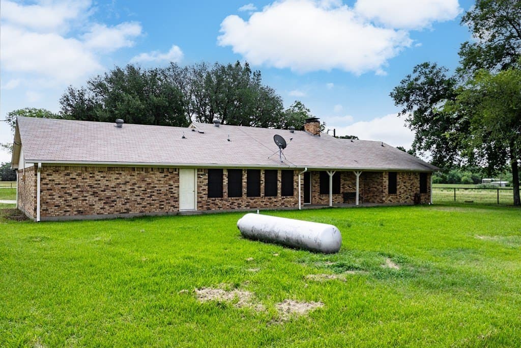 30 acres in Van Zandt County - photo 11