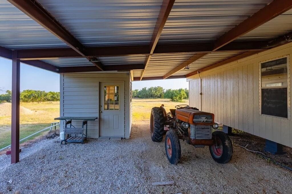 302 acres in Kimble County - photo 14