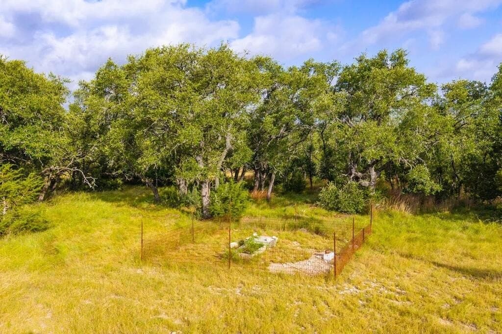 302 acres in Kimble County - photo 20