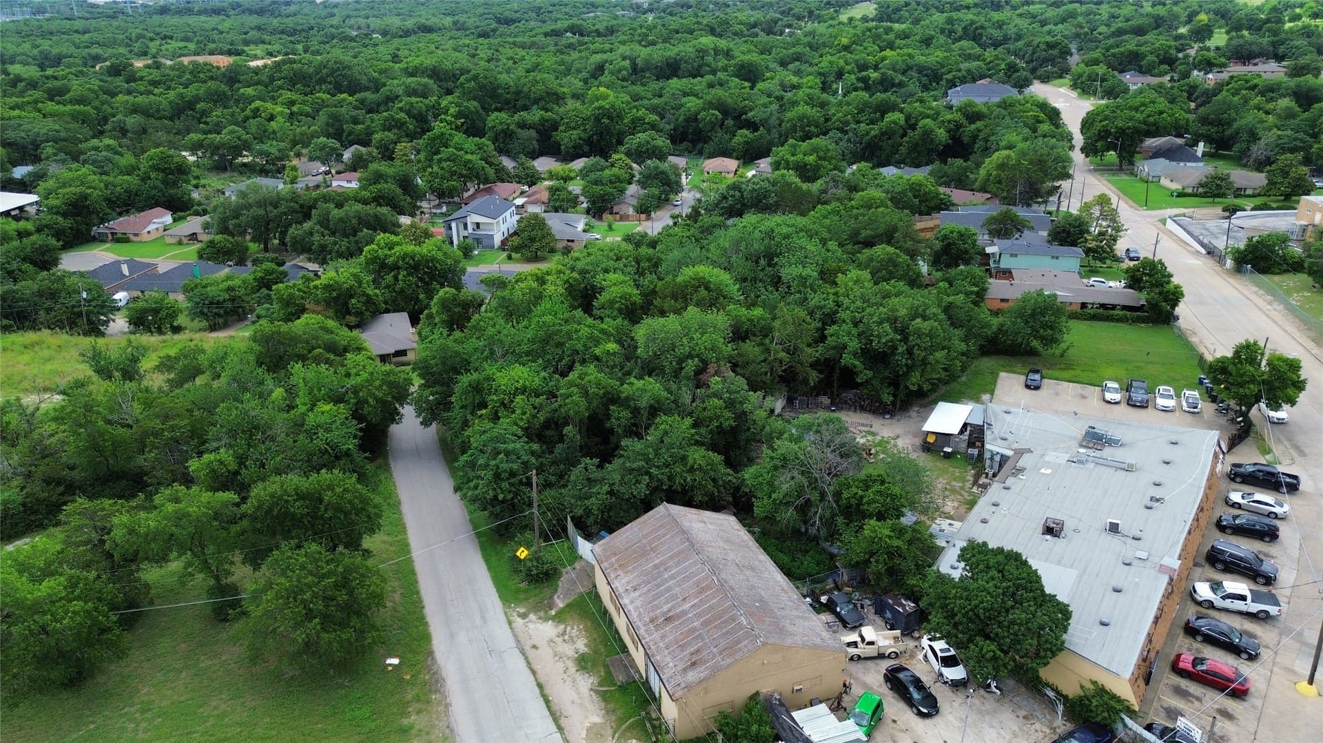 0.3 acres in Dallas County gallery image 2